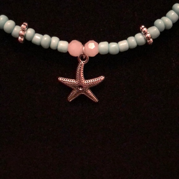 🌸Starfish Charm Necklace - Picture 2 of 3